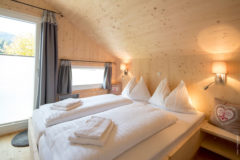 Chalet Dahoam Schlafzimmer, Foto: Tom Lamm