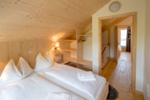 TomLamm-chalet-dahoam-schlafzimmer3